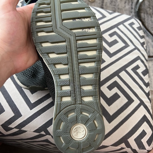 Under Armour sonic 2 size 11 - Picture 2 of 5